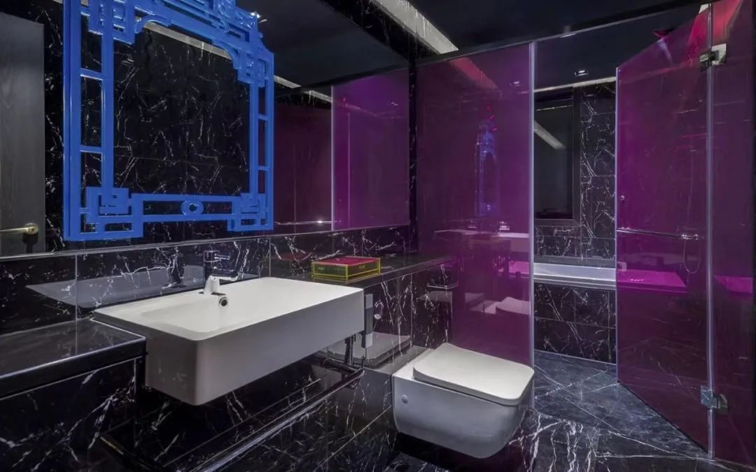 五星酒店住一年,五星酒店搬回家