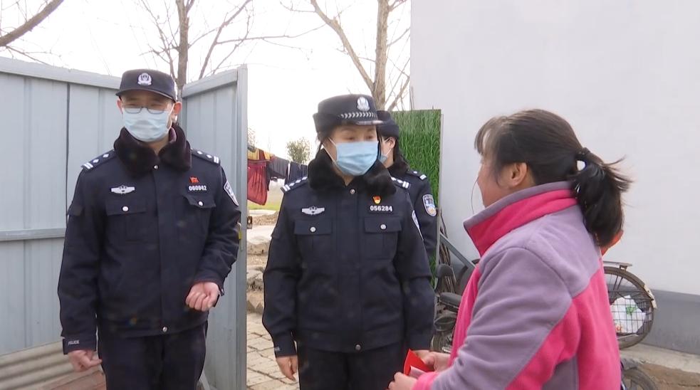 新春走基层文化送福暖人心,新春走基层把福送到百姓家