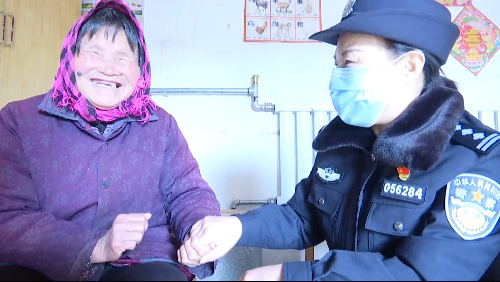 新春走基层文化送福暖人心,新春走基层把福送到百姓家