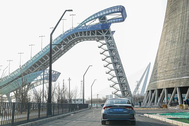 揭秘冬奥场馆体验普利司通冰锐客轮胎