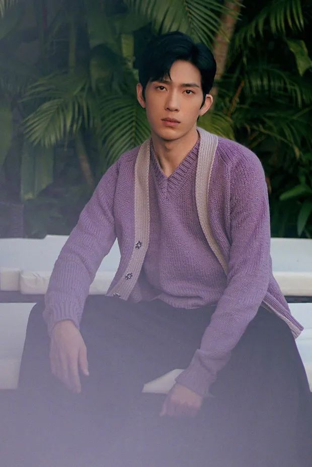 冬天要舍得投资羊绒,乍暖还寒寓意