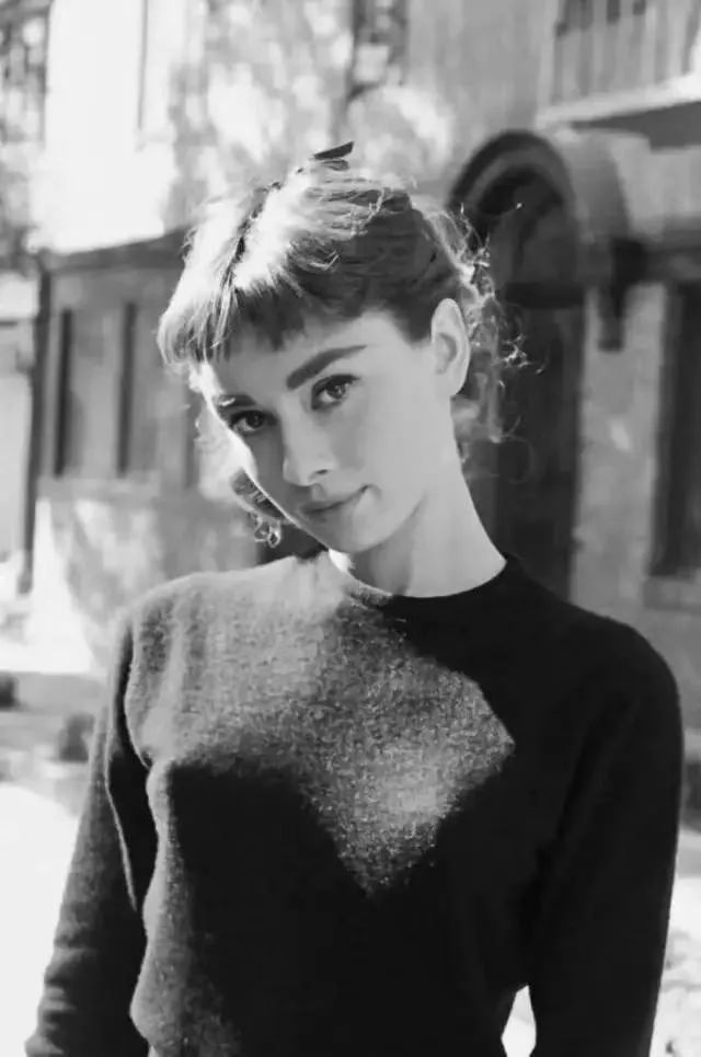 冬天要舍得投资羊绒,乍暖还寒寓意