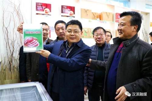 网红带货扶贫视频,网红带货农村