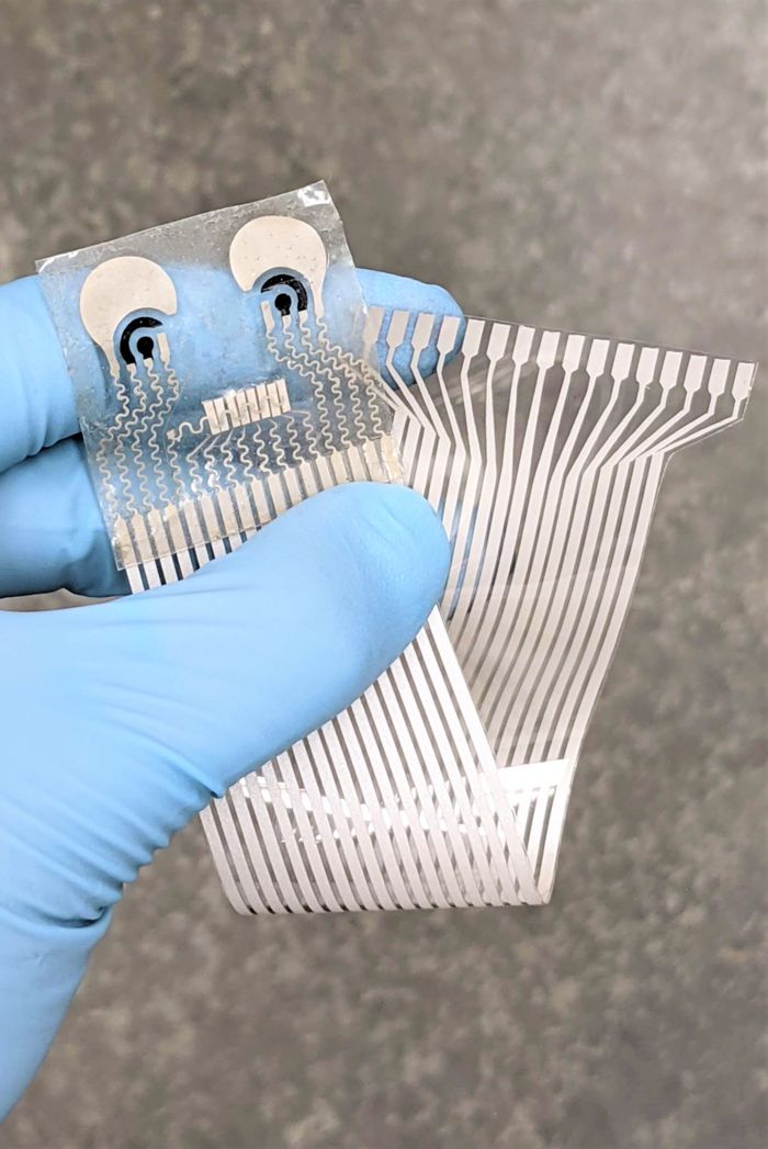 科学家研发出全新血液检测技术,有创血压监测技术的最新研究进展