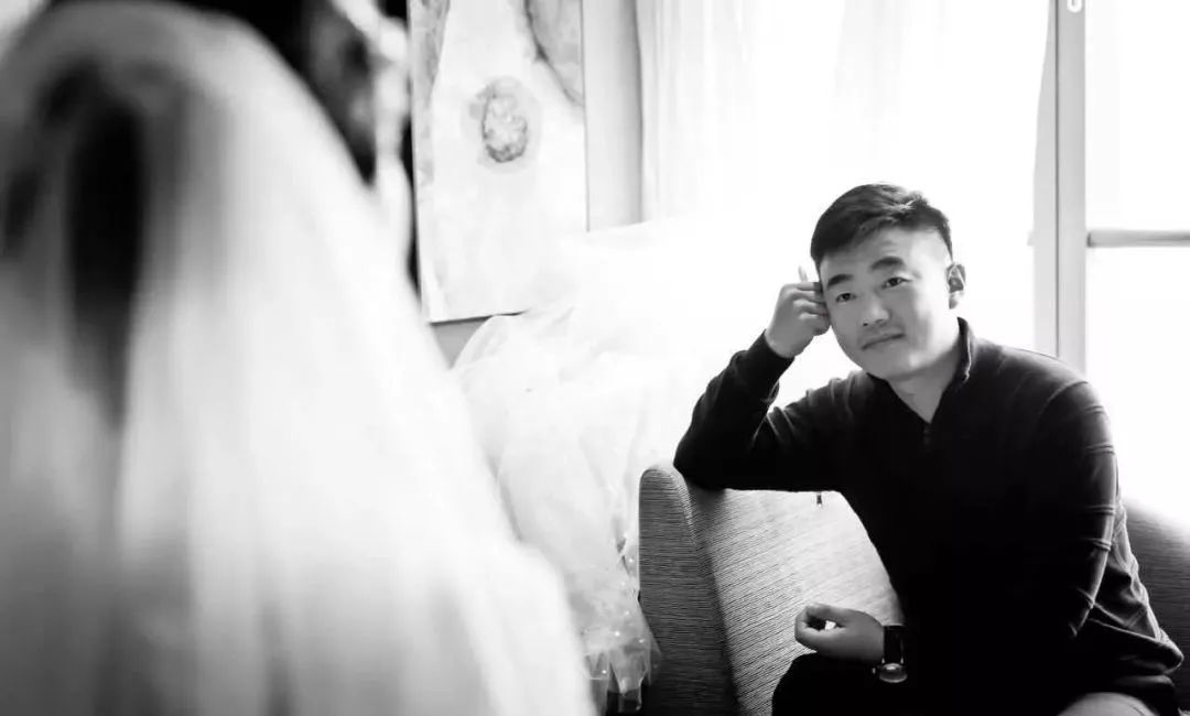 金牌驾到▏大学就开始主持婚礼的“小超人”