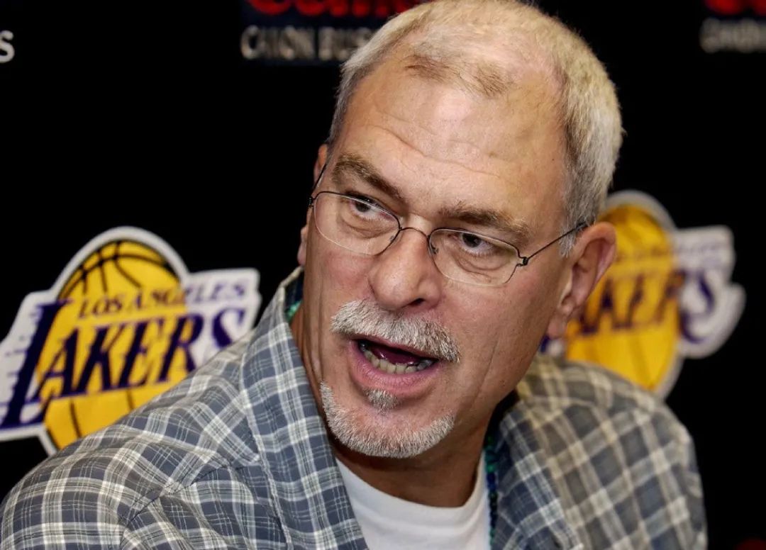 这些传奇大师的眼镜框,竟也成了他们最著名的“作品”之一?