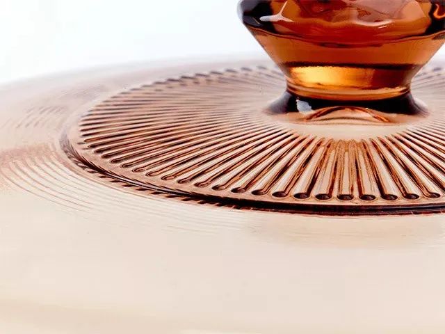 今天骨折价!快把这款黄磊、佟大为都在用的“锅中皇后”搬回家↘