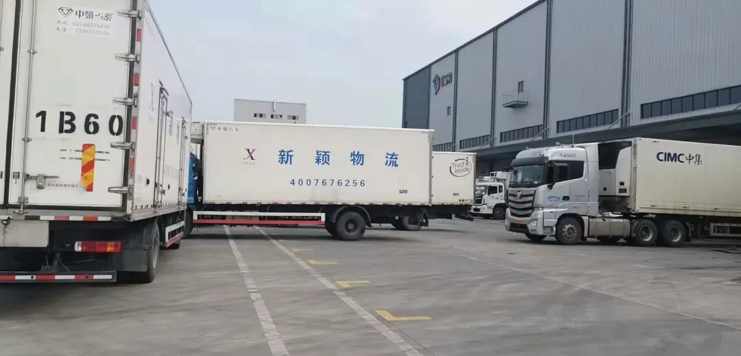 坚守岗位交通人,坚守岗位的交通人