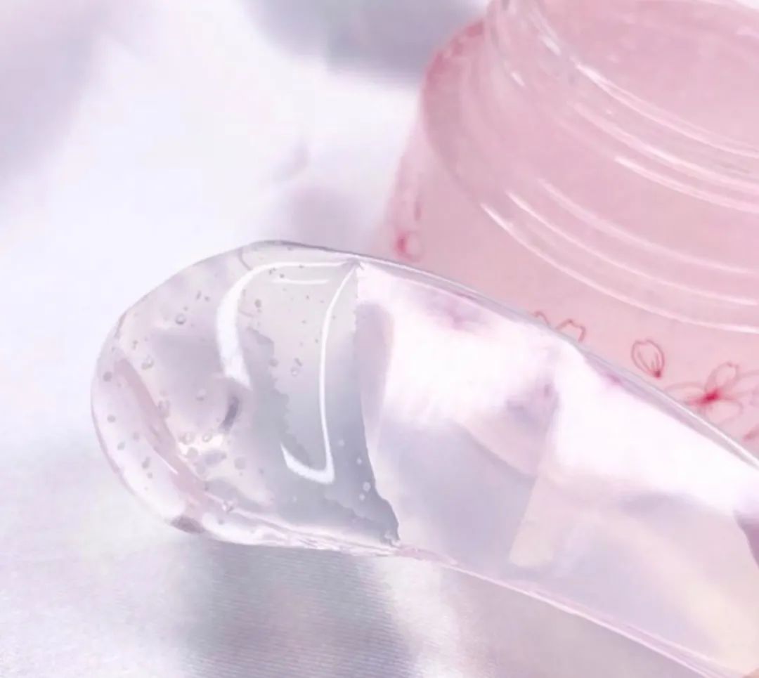 面膜一年四季必须常备,面膜千千万季美修冷敷贴