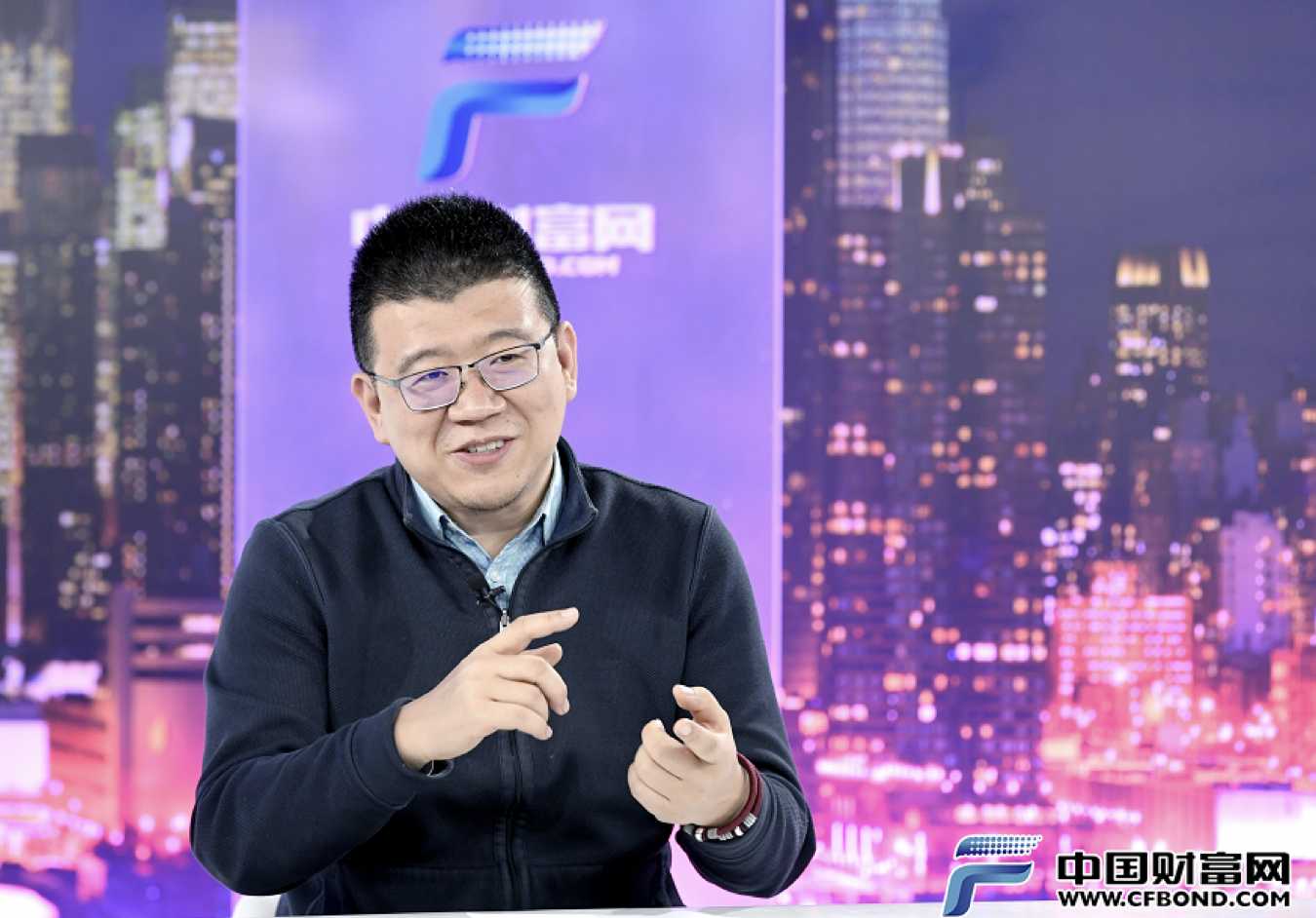 基金投资不利,一买就跌?让大V教你正确理财“姿势”