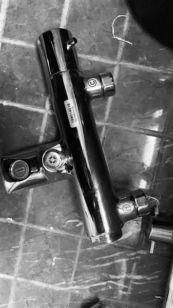 toto恒温花洒如何调高温度,toto恒温花洒漏水