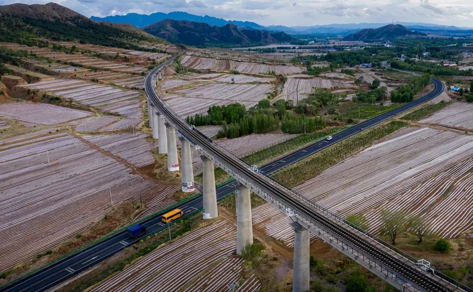 鍙や粖杈夋槧瀹屾暣瑙嗛,鍙や粖浜ょ浉杈夋槧