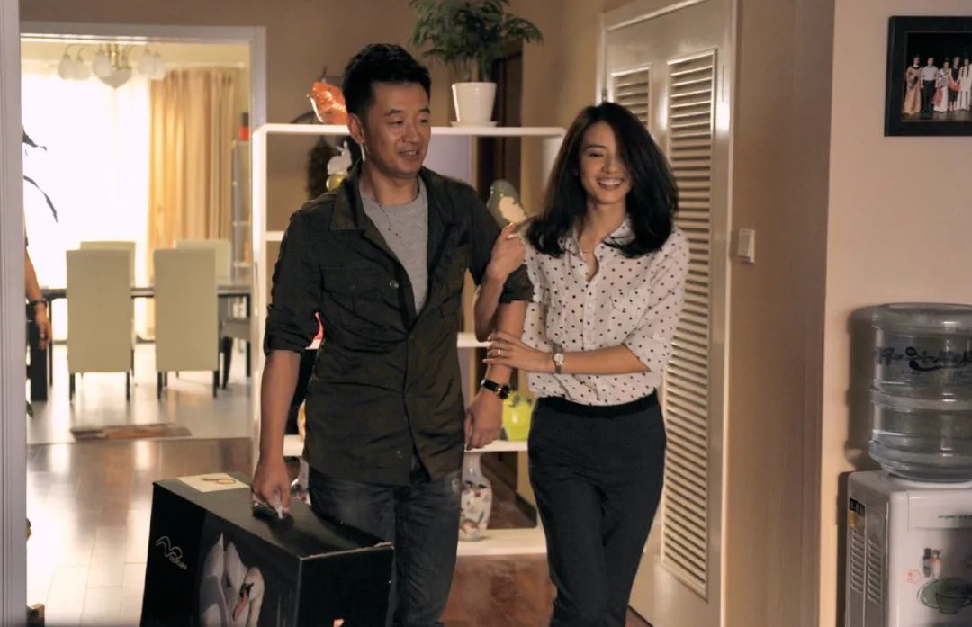 高圆圆的大气端庄堪称完美,高圆圆惊艳造型亮相上海