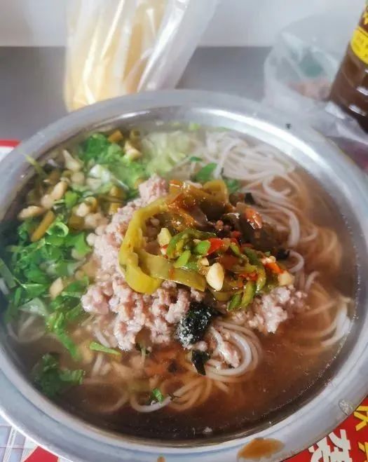 南宁这15家小店,没空调、几乎没座位,却从冬天排队到了夏天!