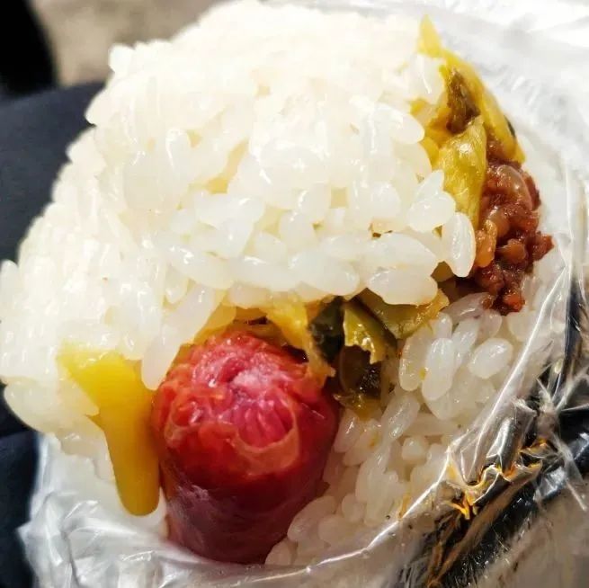 南宁这15家小店,没空调、几乎没座位,却从冬天排队到了夏天!