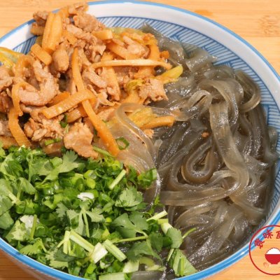 吃家常红薯粉,早上来一碗米粉