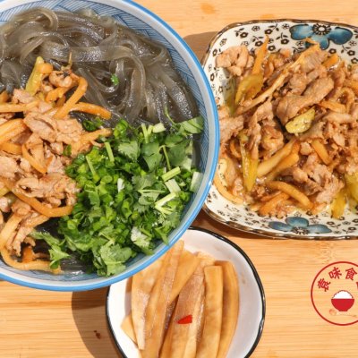 吃家常红薯粉,早上来一碗米粉