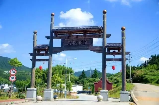 打卡好西乡！桃花胜*光春**，佳人已成双