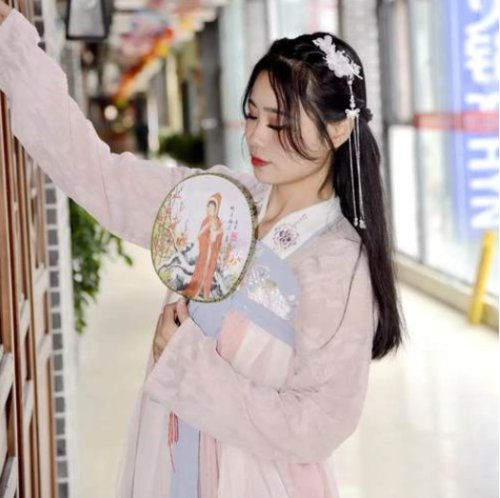 一周热点｜米旗面包发霉、315征集线索、陕西脱贫攻坚先进个人......