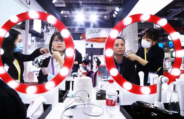 美容仪收割了你,也收割了薇娅李佳琦