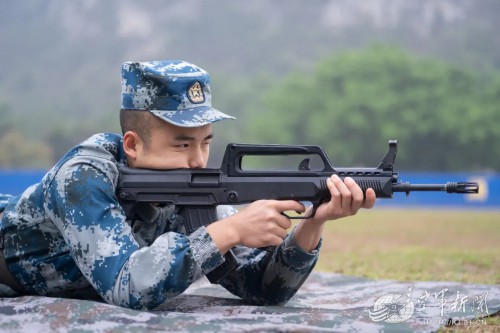 战斗在凌晨打响是什么原因,战斗在子夜打响图片