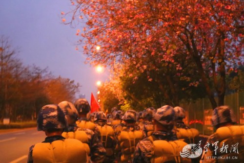 战斗在凌晨打响是什么原因,战斗在子夜打响图片