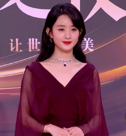 赵丽颖素颜发福,赵丽颖短发近照状态