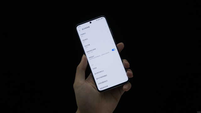 魅族18系列旗舰手机,魅族18是握持手感最好的手机吗
