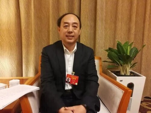 孩子被老师重罚家长该怎么办,孩子被老师针对家长应该怎么做