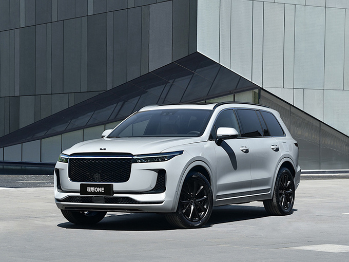 油电混动车型推荐需要插电么,增程版和油电混动区别