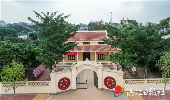 黄学增革命先进事迹,黄学增英勇不屈