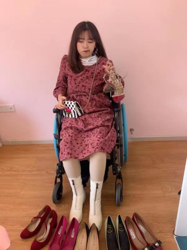 高位截肢美妆博主,高位截瘫的时尚博主