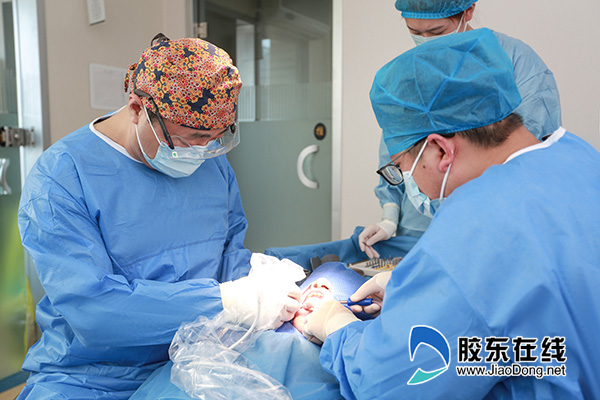 烟台市口腔医院柳忠豪：选择专业规范的医疗机构，预防种植牙失败风险