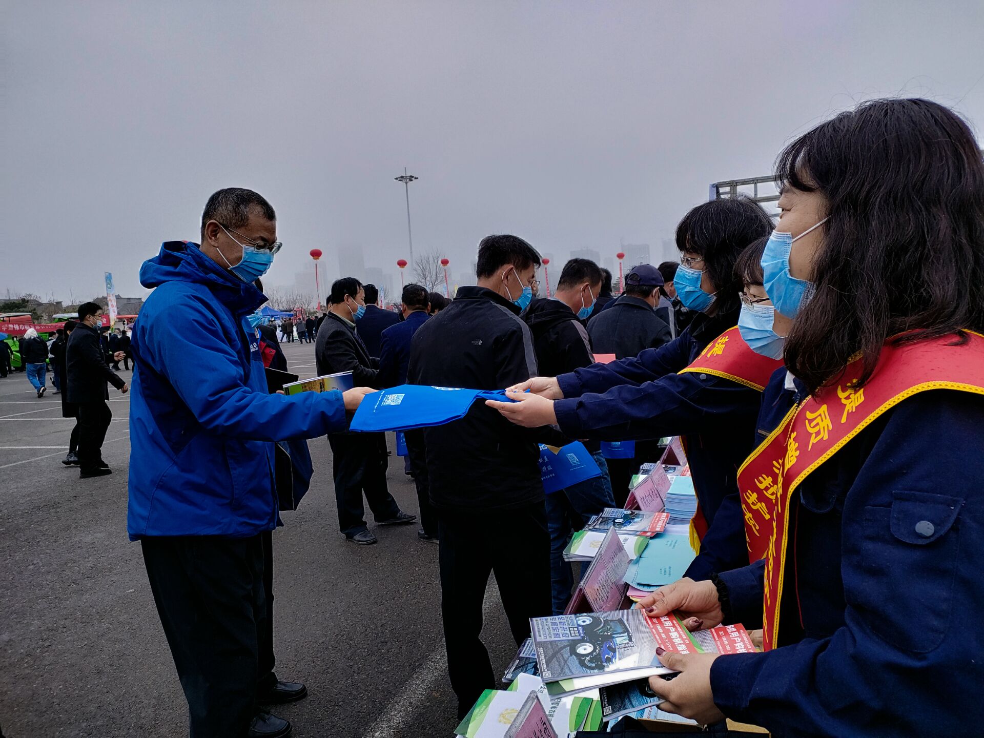 视频｜农机具列阵亮相！全国暨山东省“农机3•15”消费者权益日活动日照举办