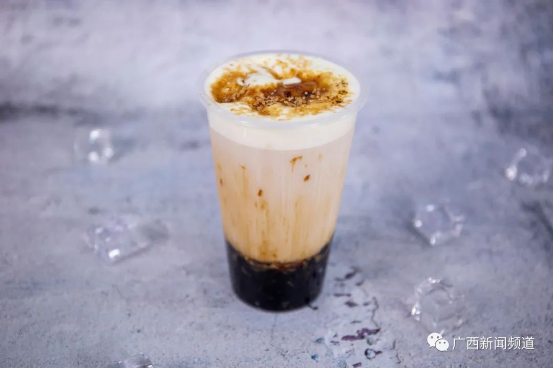 奶茶里没奶喝完睁眼到天亮你手里的奶茶还“香”吗？