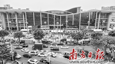 从一个小镇看中国,从一个小人物看中国十年变化