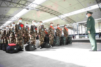 走,当兵去!*警武**沈阳支队首批春季新兵入营,兵员成分全为大学生