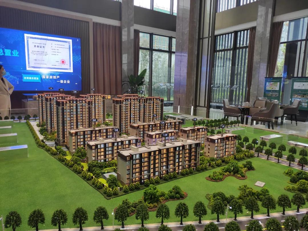 350万级起，共享地铁TOD，同是滨江物业，杭州笕桥两盘，你pick谁？我们探了三个盘