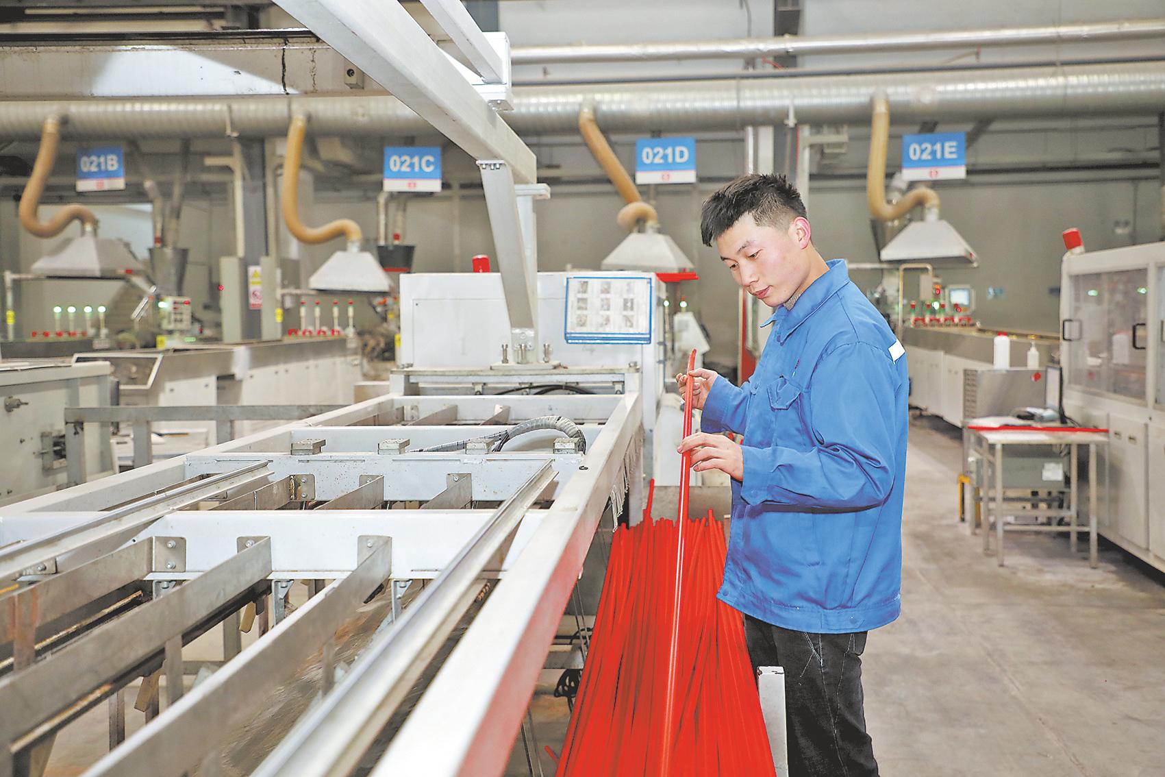 战鼓声声鏖战急——我市项目一线掠影