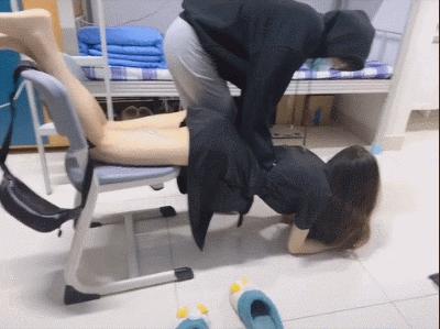 杨幂因为漫画腰道歉,杨幂回应漫画腰挑战误解