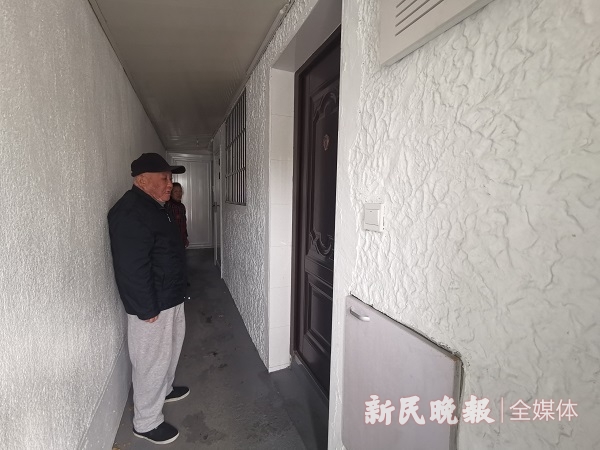 老年人上厕所被锁了为什么会害怕,公共厕所老人