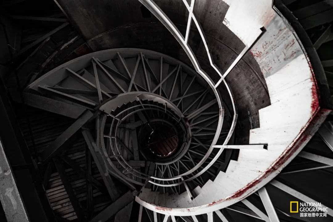 被废弃的私人豪宅,私闯豪宅后续