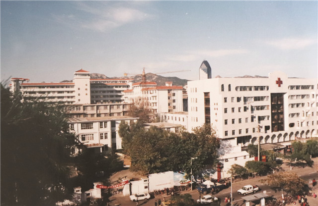 濞佹捣甯傜珛鍖婚櫌鐜扮姸,浠庣己鍖诲皯鑽埌鍋ュ悍涓浗