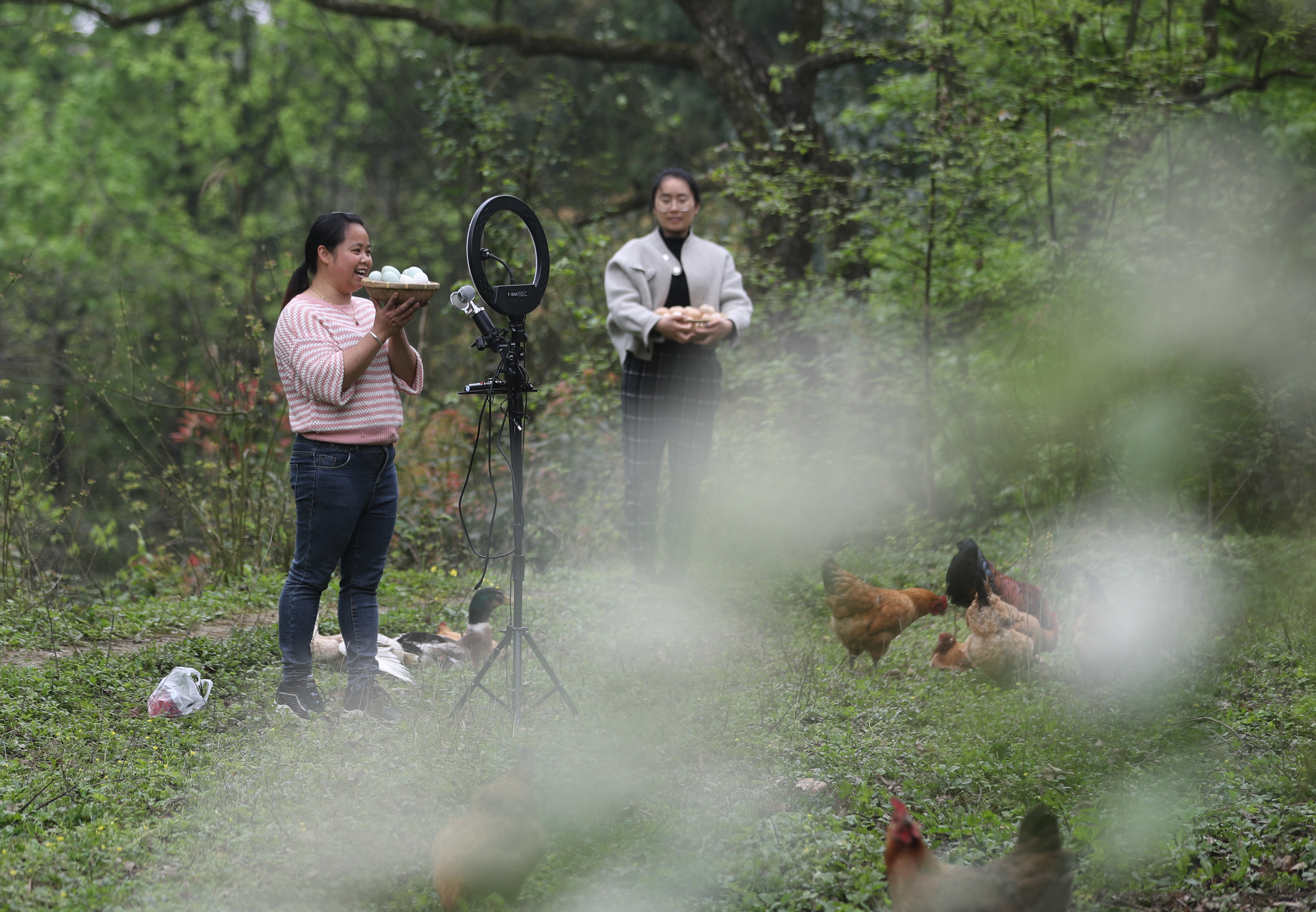 #(图片故事)贵州玉屏:“女货郎”送货记