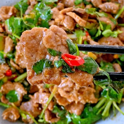 香菜拌牛肉真的巨好吃,春日时令美味尝鲜