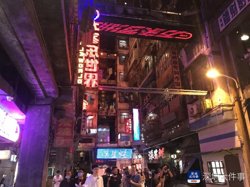 深圳文和友复古百货店,深圳文和友茶颜悦色店