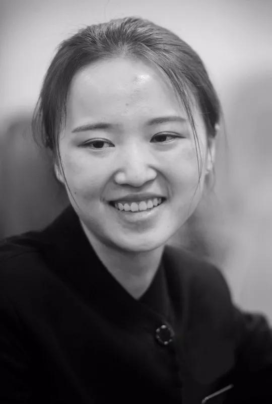 中国入殓师:被问工作就说是民政部门,摸着尸体像冰啤,化妆时逝者眼睛突然睁开