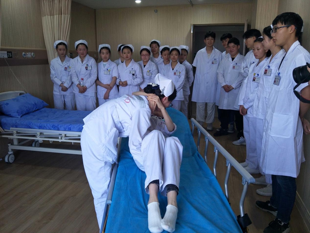 四川友谊医院可靠吗,四川友谊医院整容失败