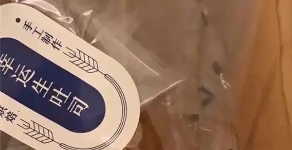 盒马的吐司窜出老鼠？还有人在山姆买到被老鼠咬过的红薯！请认真地看完该如何举证