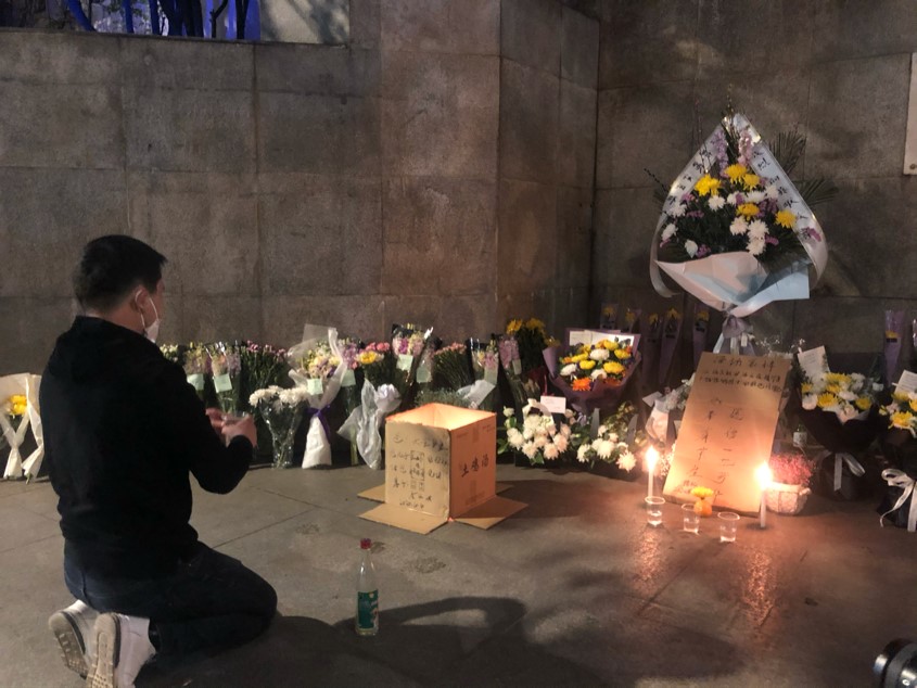 导演手记怎么写一般多少字,导演手记解读lpl出征宣传片